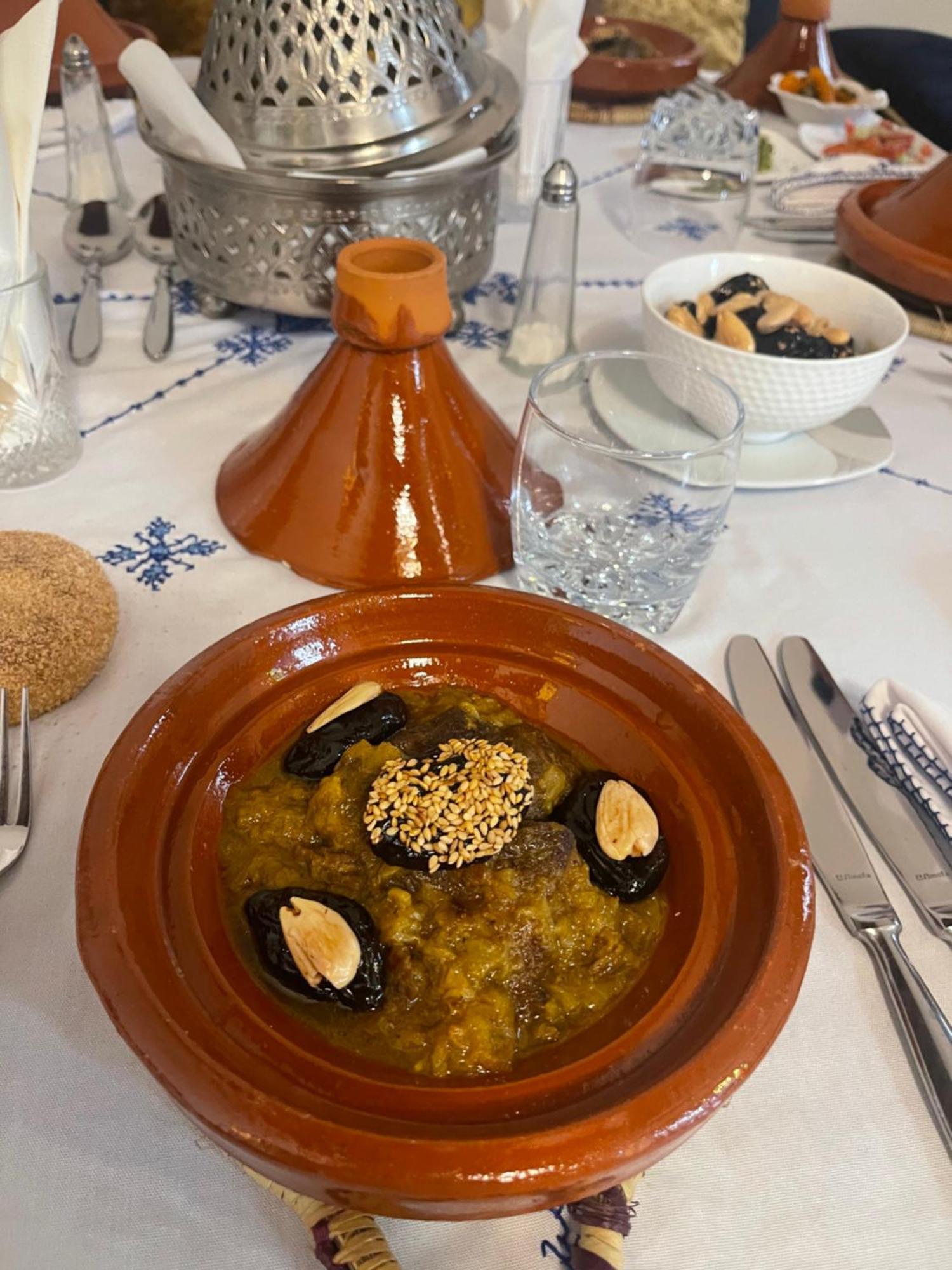 Riad Meyssane Фес Екстериор снимка